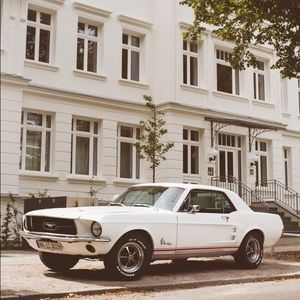 Meet your Posher, Kara